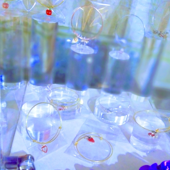 Bracelet - Picture 1 of 1